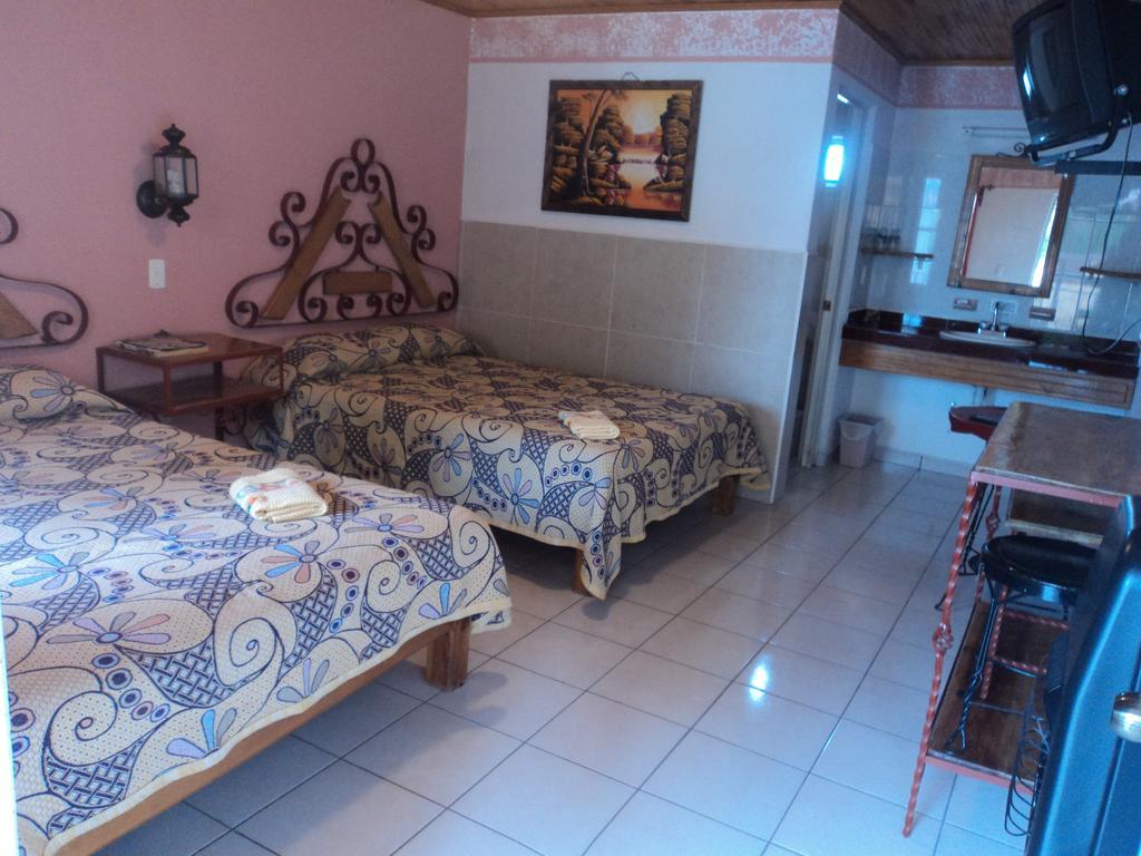 Paraiso Del Bosque Hotell Creel Rum bild