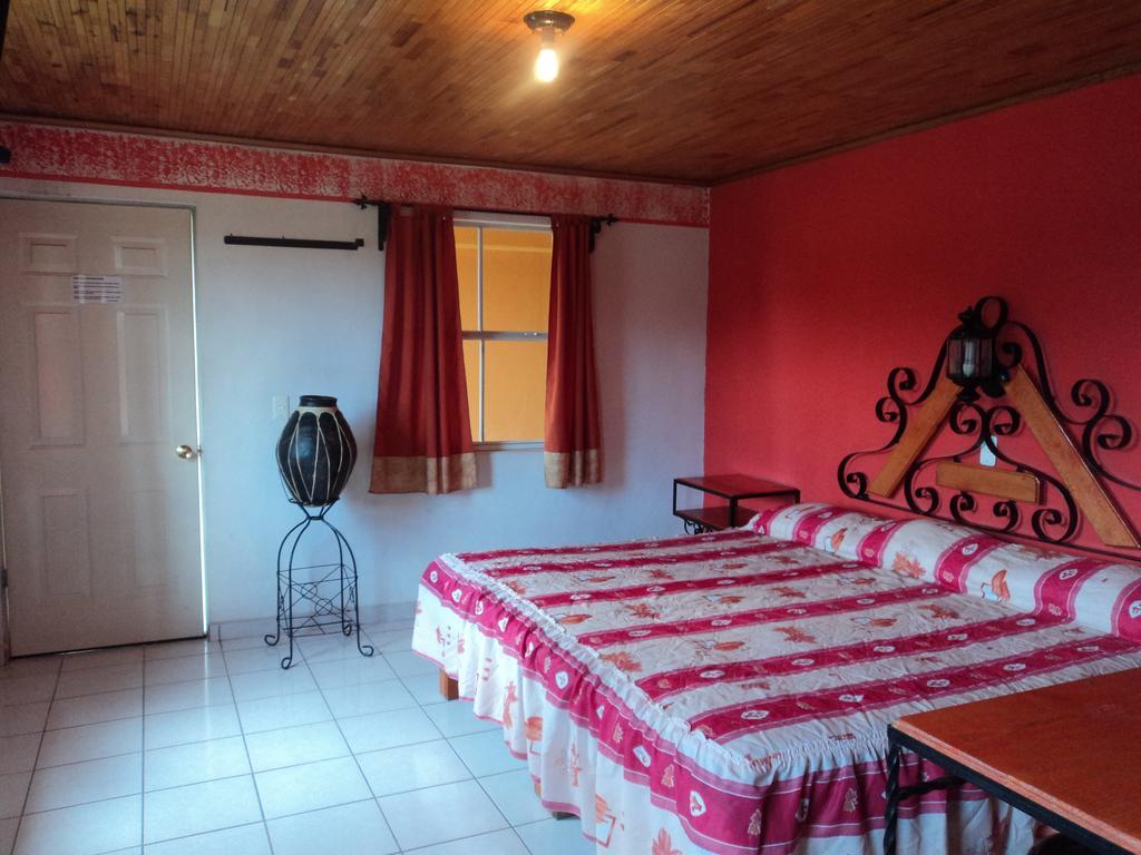 Paraiso Del Bosque Hotell Creel Rum bild