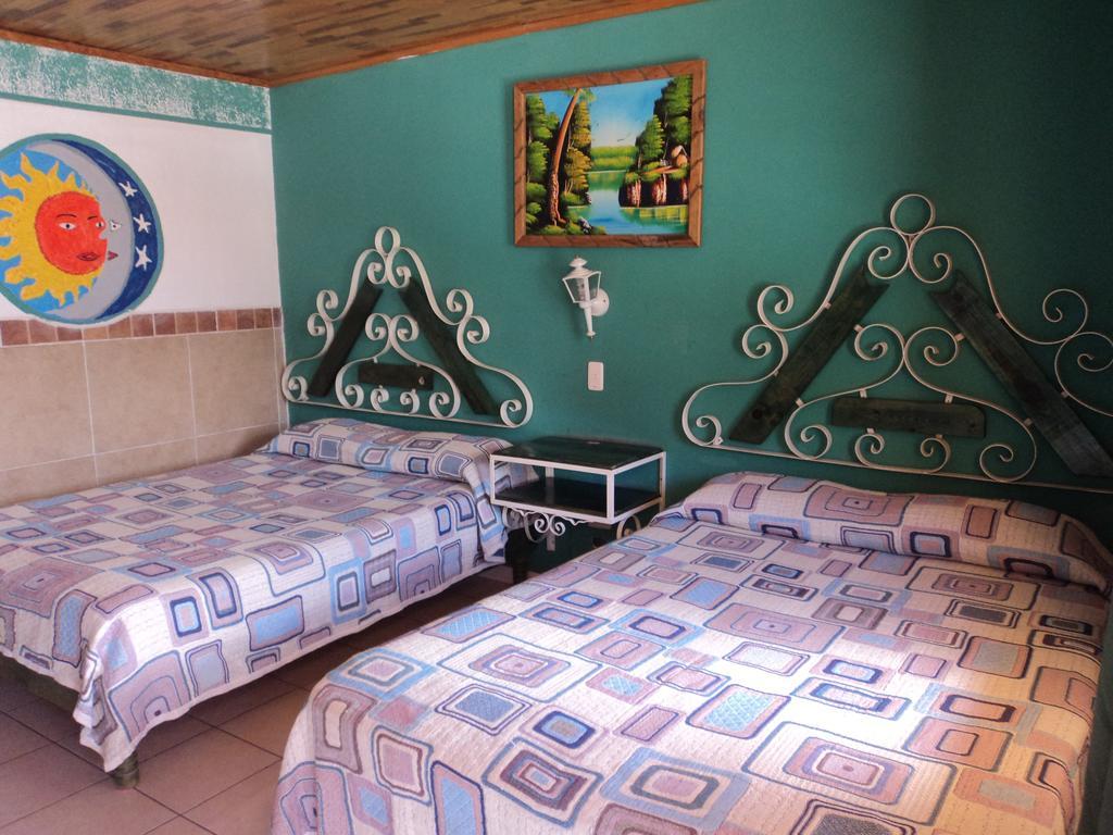 Paraiso Del Bosque Hotell Creel Rum bild